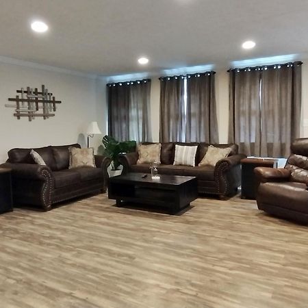 Backwoods Family Getaway! 3 Bedroom House! Yanceyville Kültér fotó