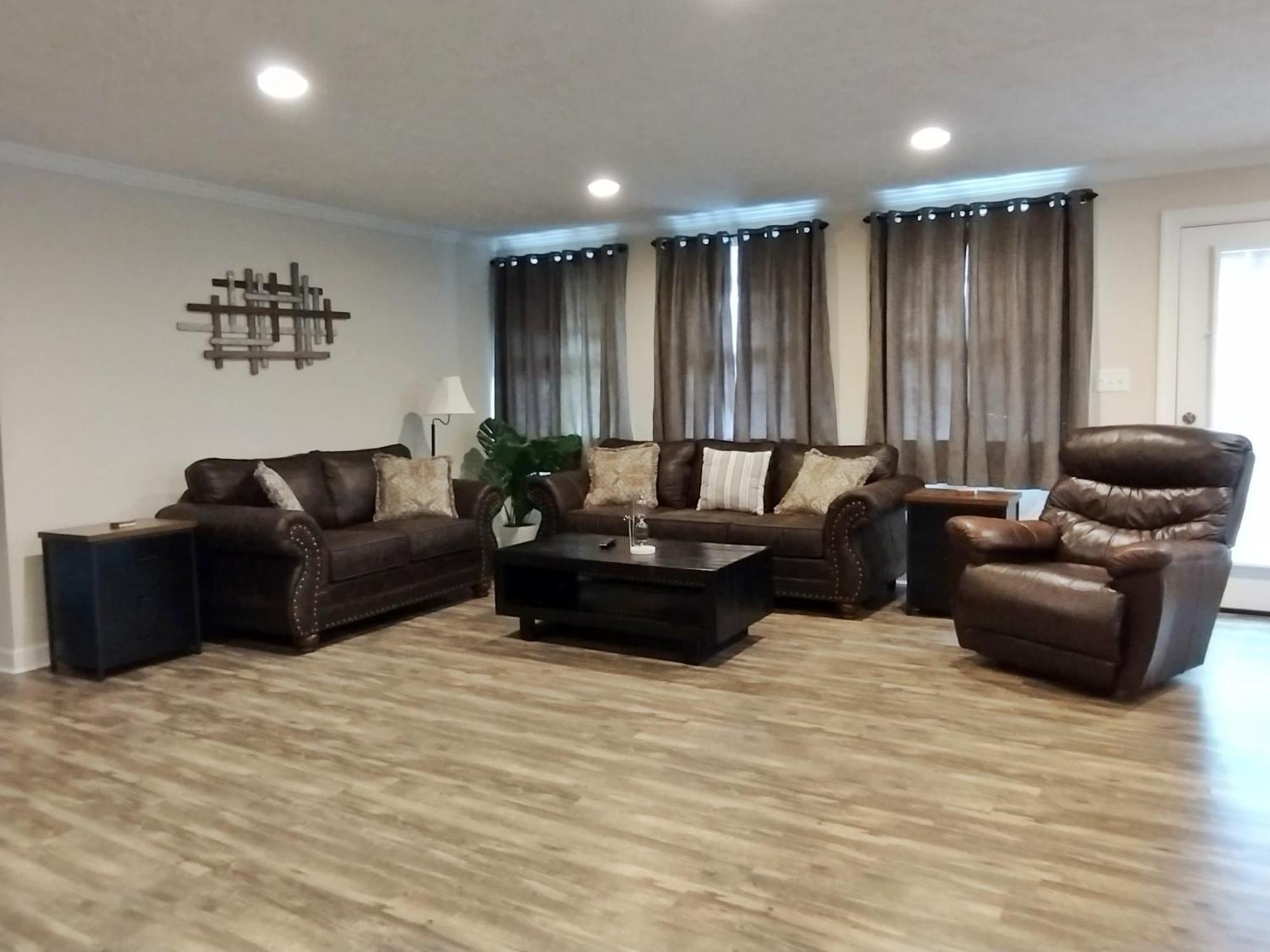 Backwoods Family Getaway! 3 Bedroom House! Yanceyville Kültér fotó