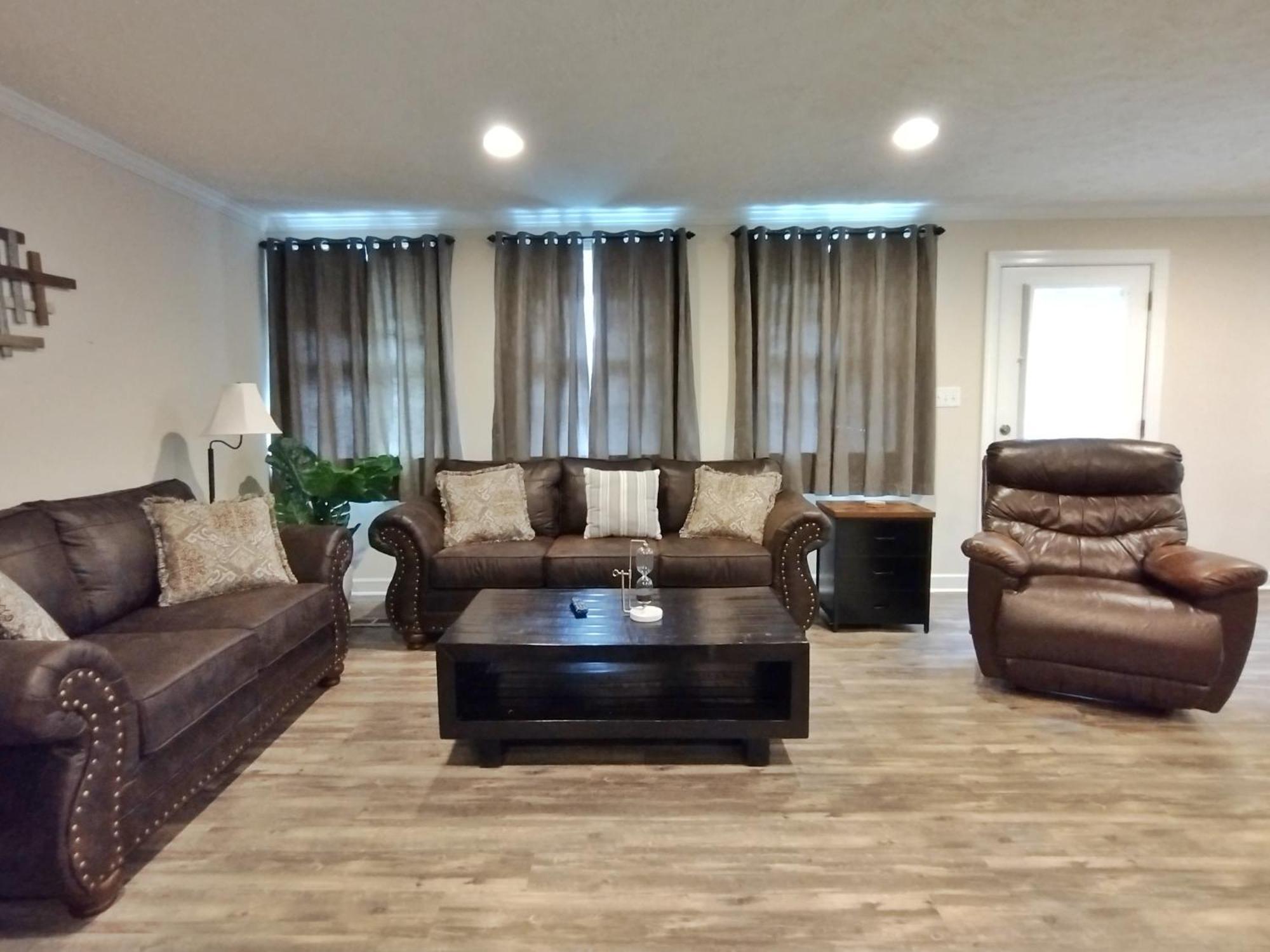 Backwoods Family Getaway! 3 Bedroom House! Yanceyville Kültér fotó